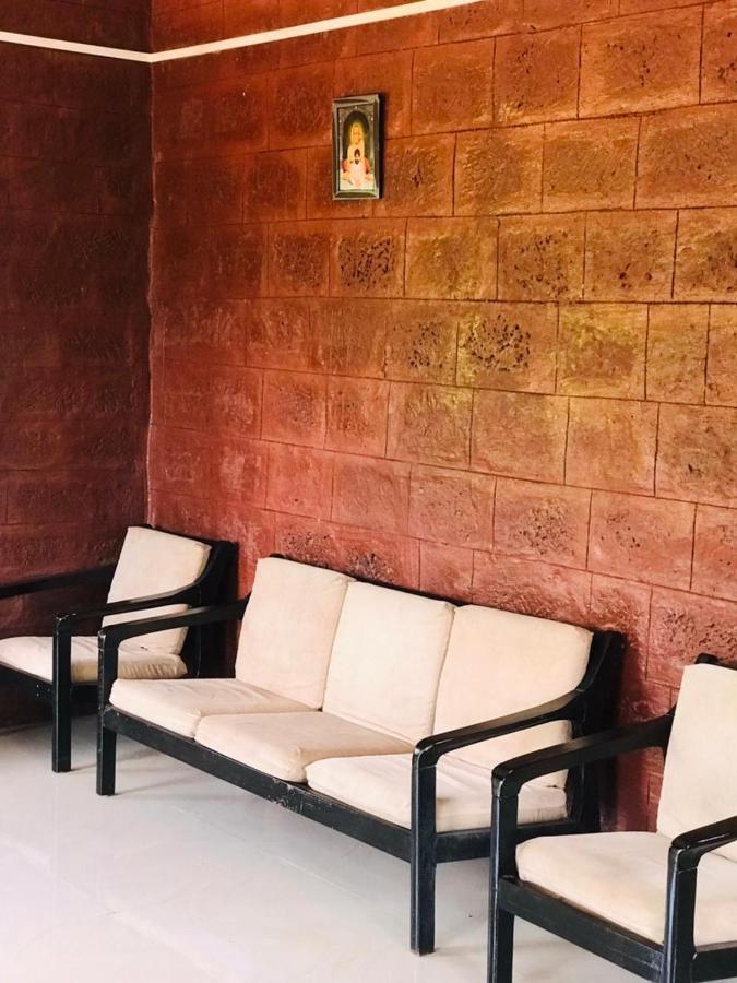 Rohan Homestay By Traviget Hospitality, Dapoli-Konkan Harnai ภายนอก รูปภาพ